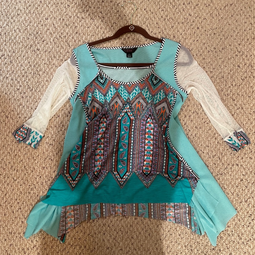 Women's Top | Zion by HK | Size: L